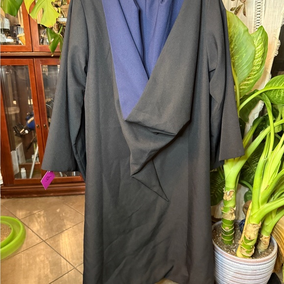 Ravenclaw Robes - Picture 2 of 5